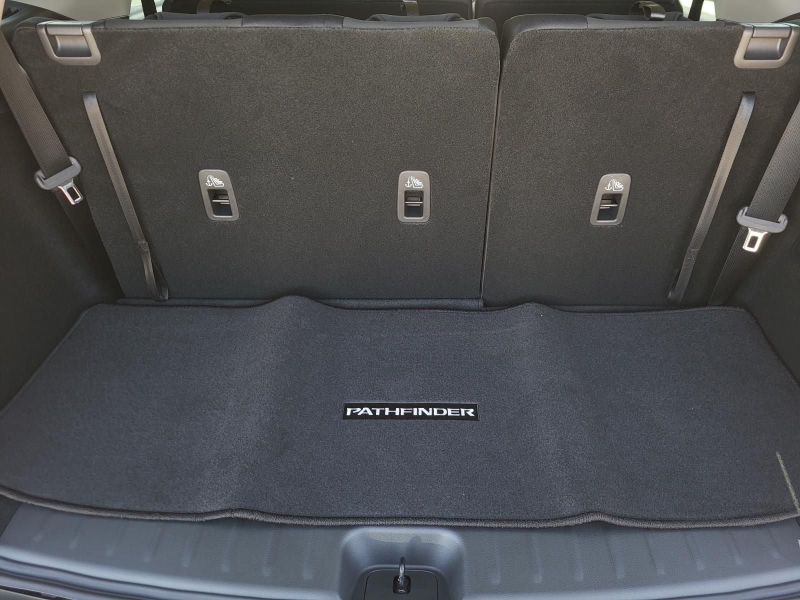 2026 Nissan Pathfinder S