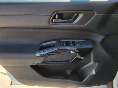 2026 Nissan Pathfinder S