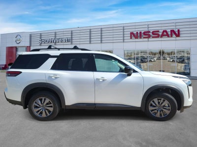 2026 Nissan Pathfinder SV