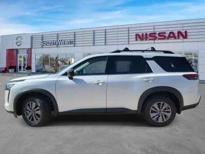 2026 Nissan Pathfinder SV