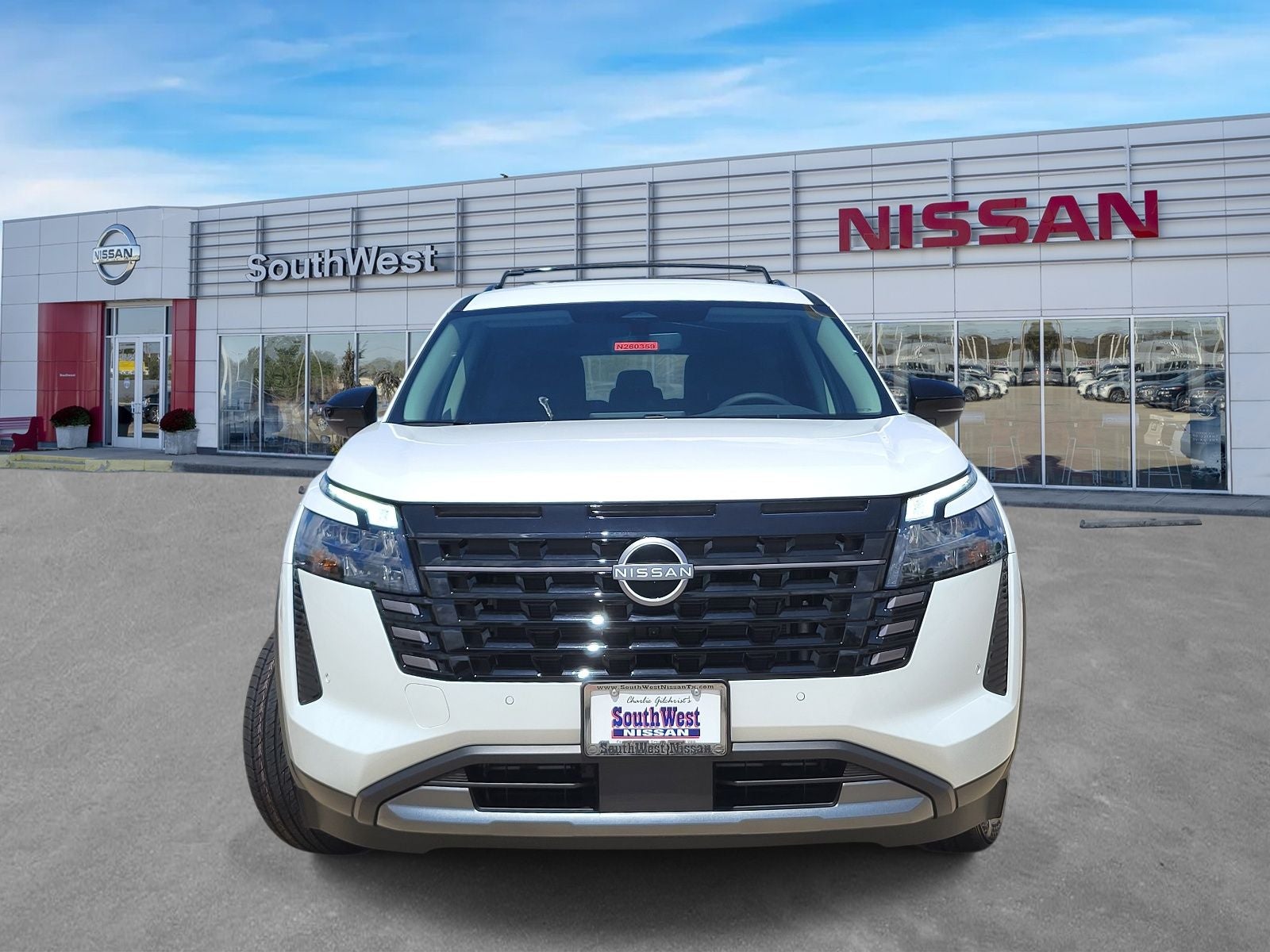 2026 Nissan Pathfinder SL