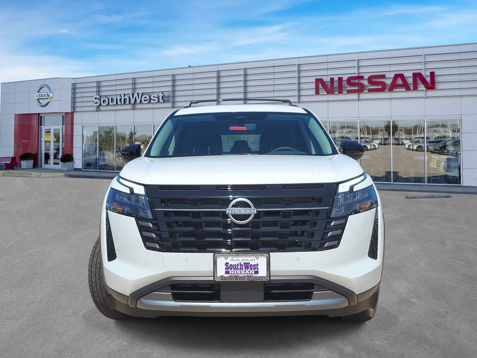 2026 Nissan Pathfinder SL