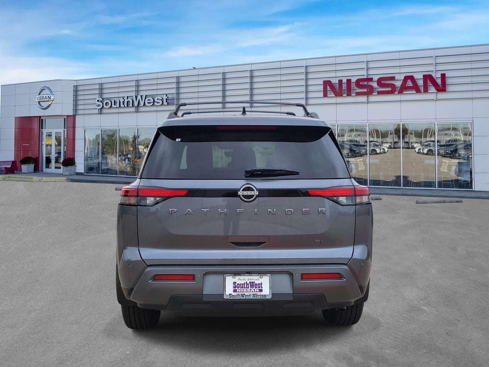 2026 Nissan Pathfinder SL
