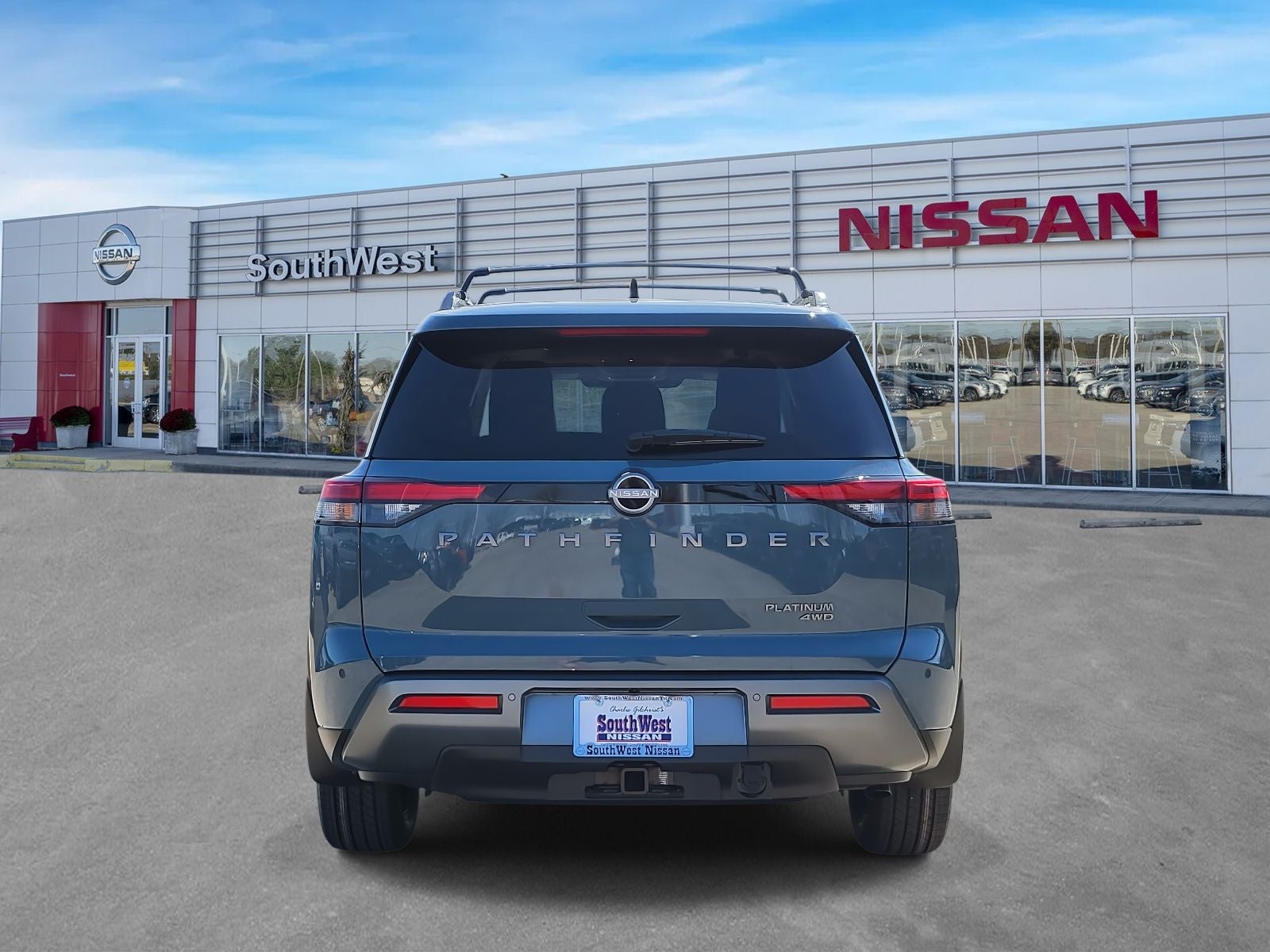 2026 Nissan Pathfinder Platinum