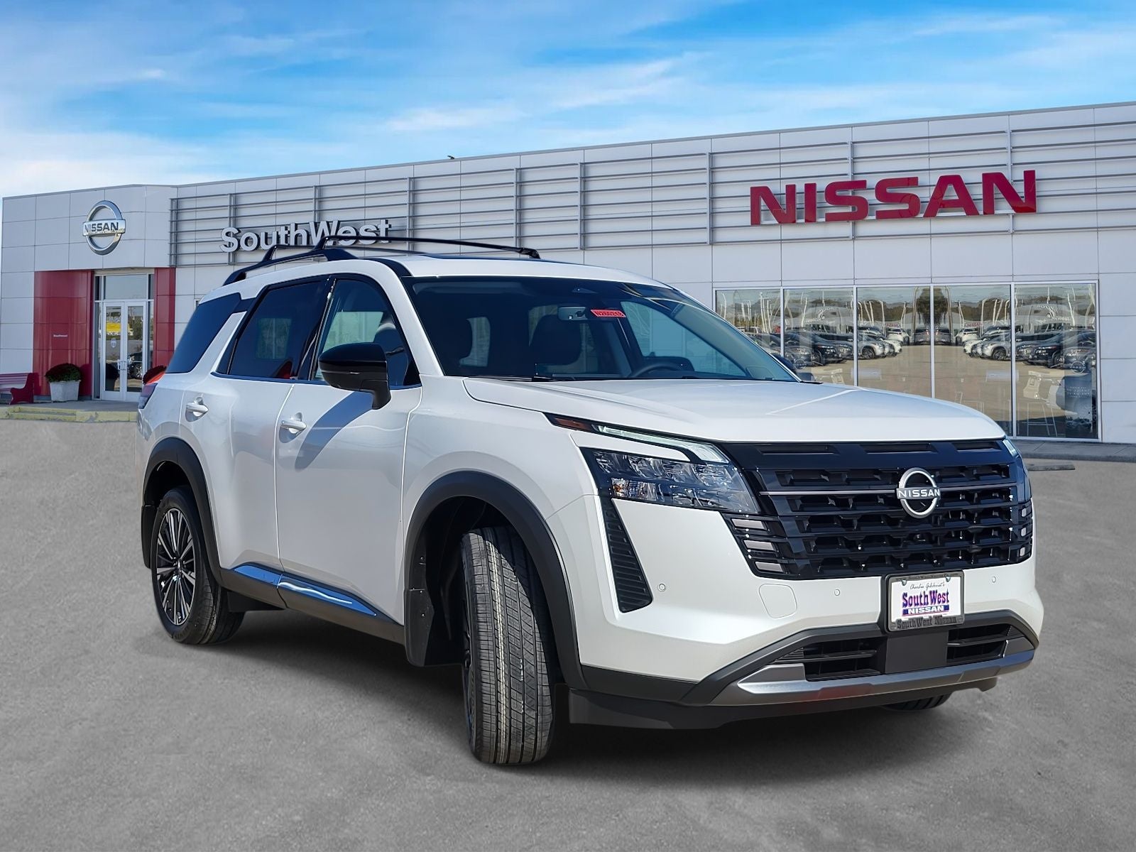 2026 Nissan Pathfinder Platinum