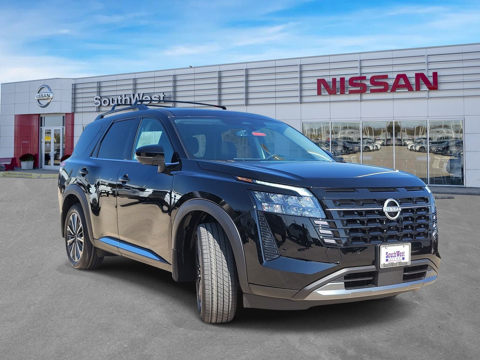 2026 Nissan Pathfinder Platinum