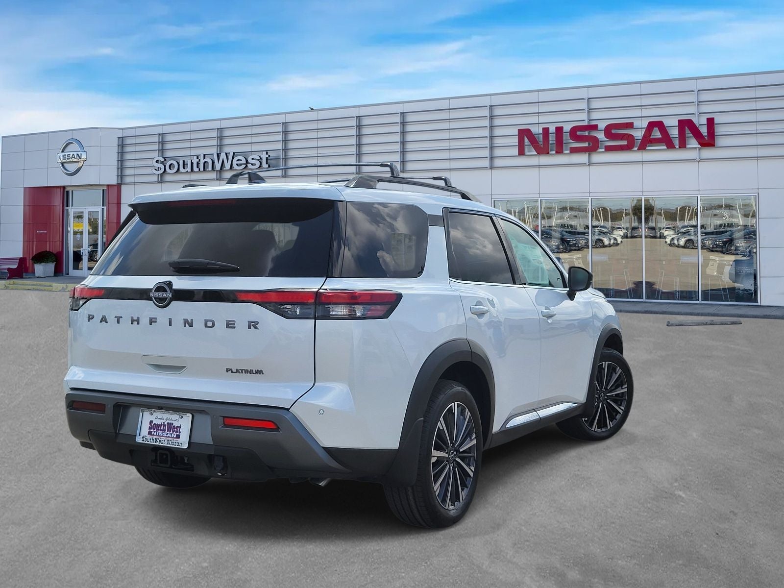 2026 Nissan Pathfinder Platinum
