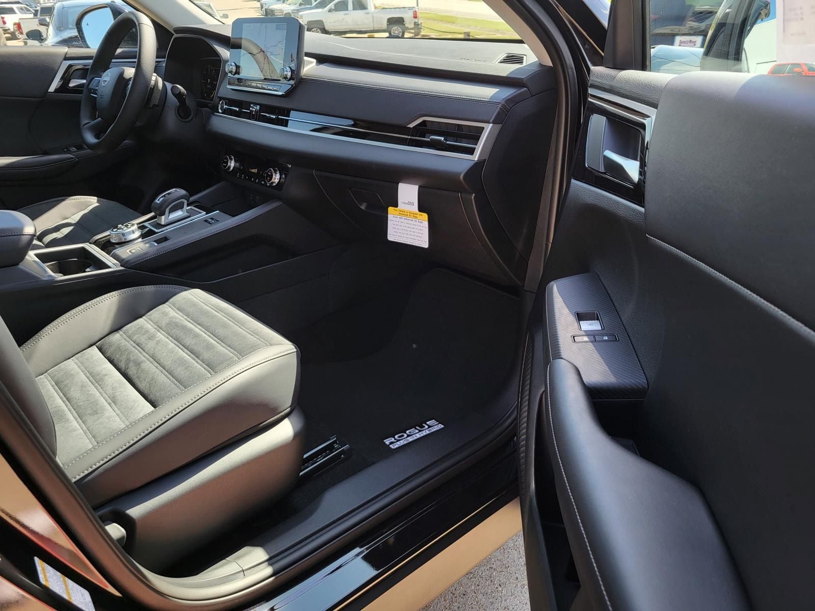 2026 Nissan Rogue Hybrid SL