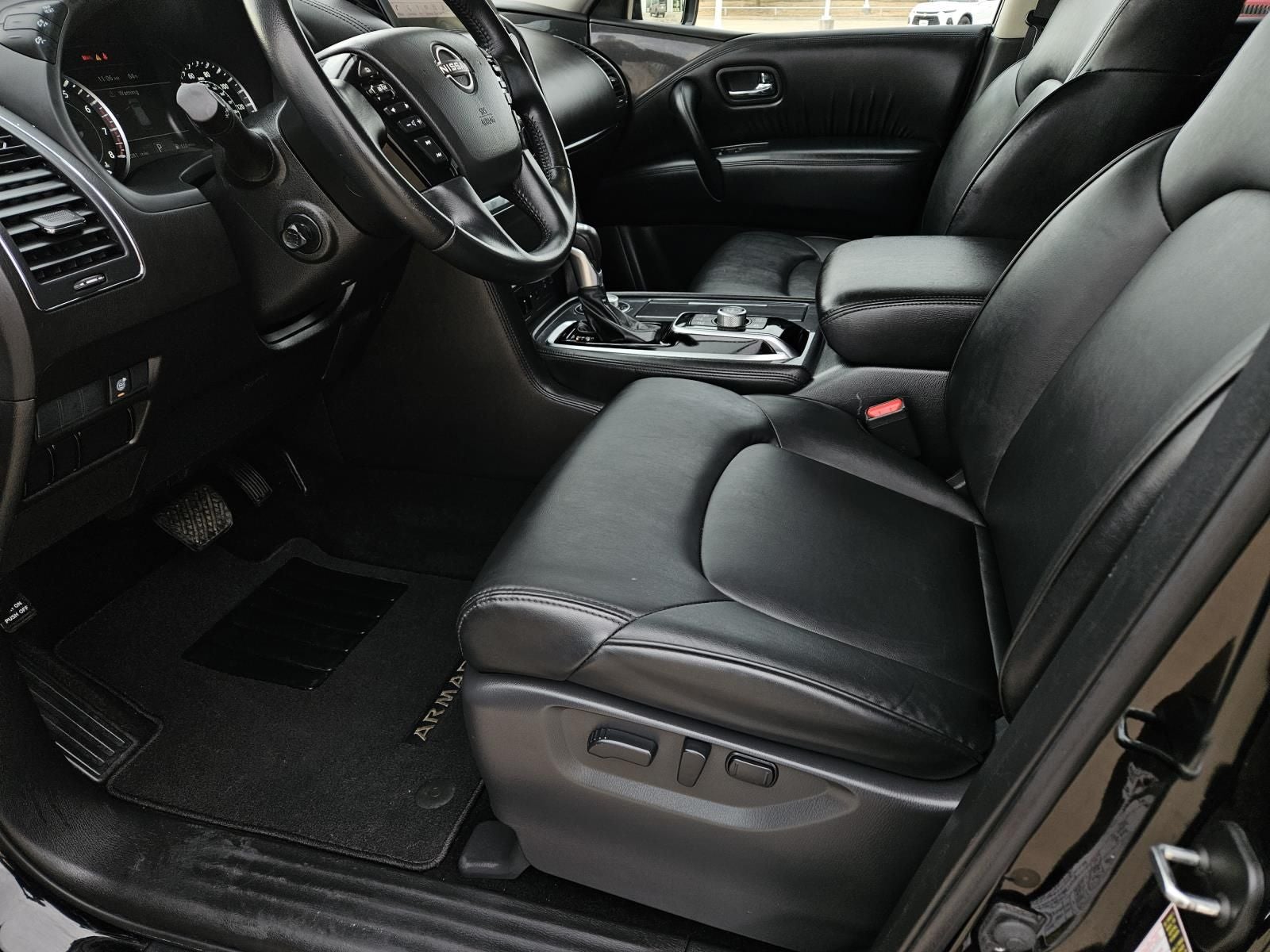 2024 Nissan Armada SV