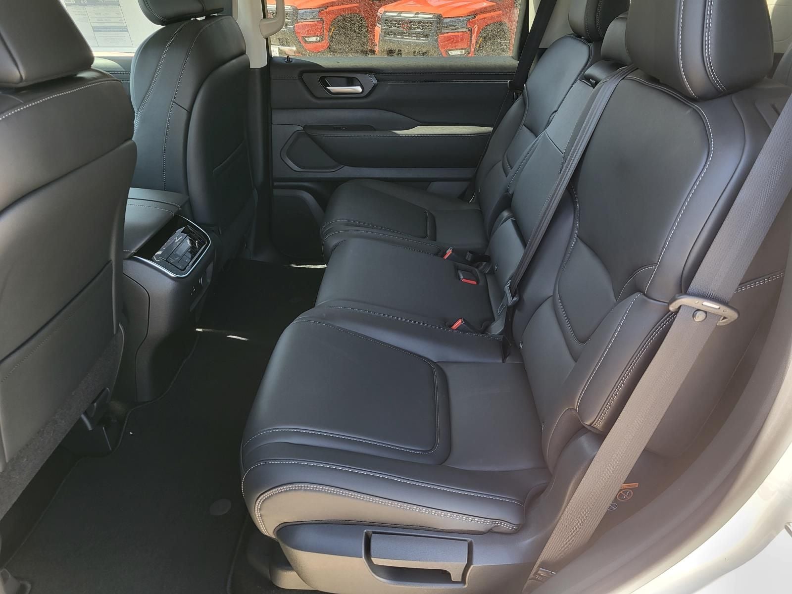 2026 Nissan Armada SV