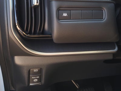 2026 Nissan Armada SV