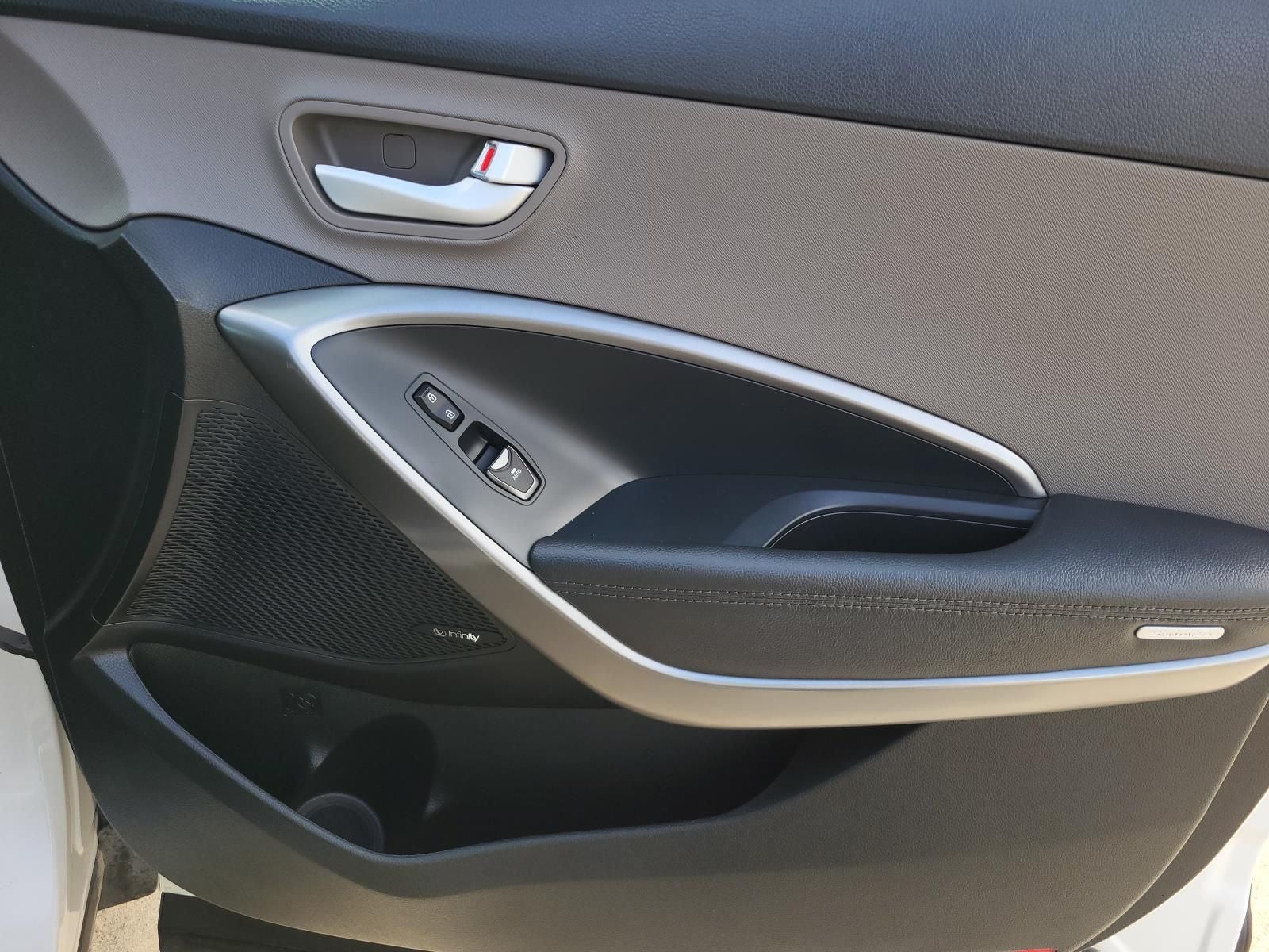 2017 Hyundai Santa Fe Limited Ultimate