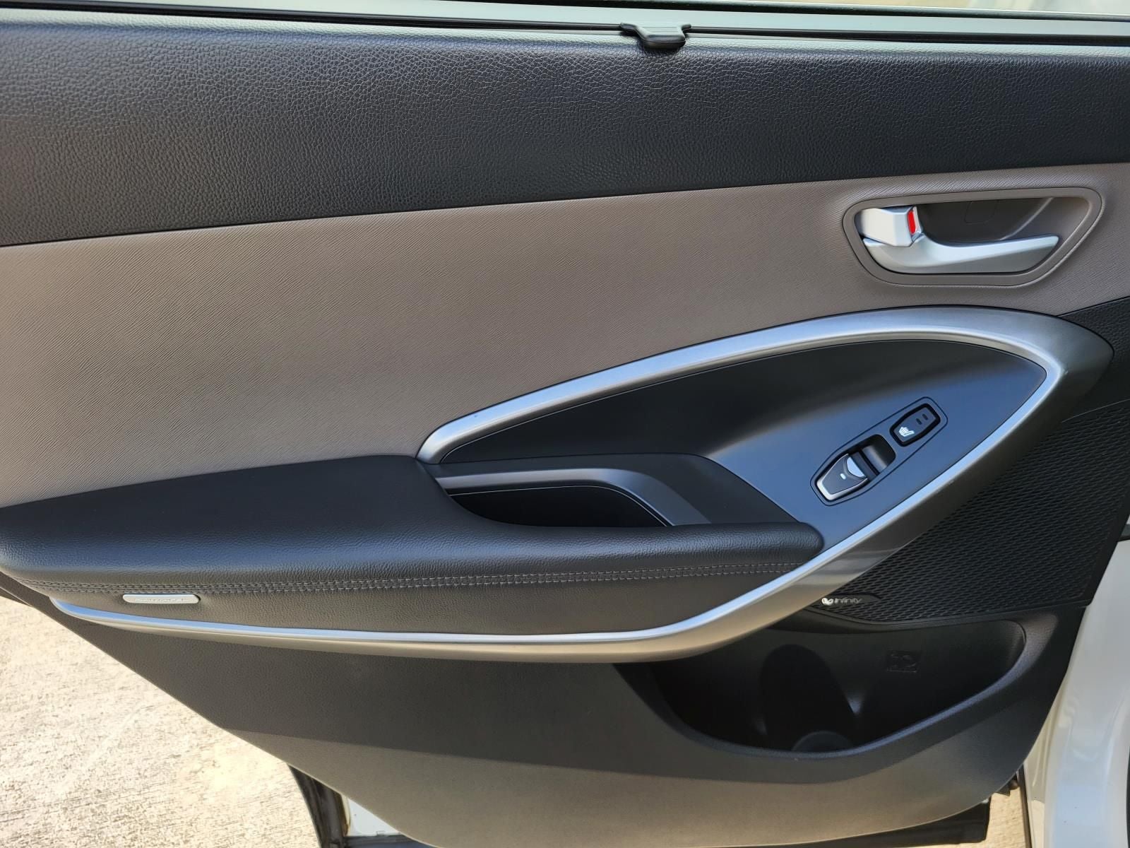 2017 Hyundai Santa Fe Limited Ultimate