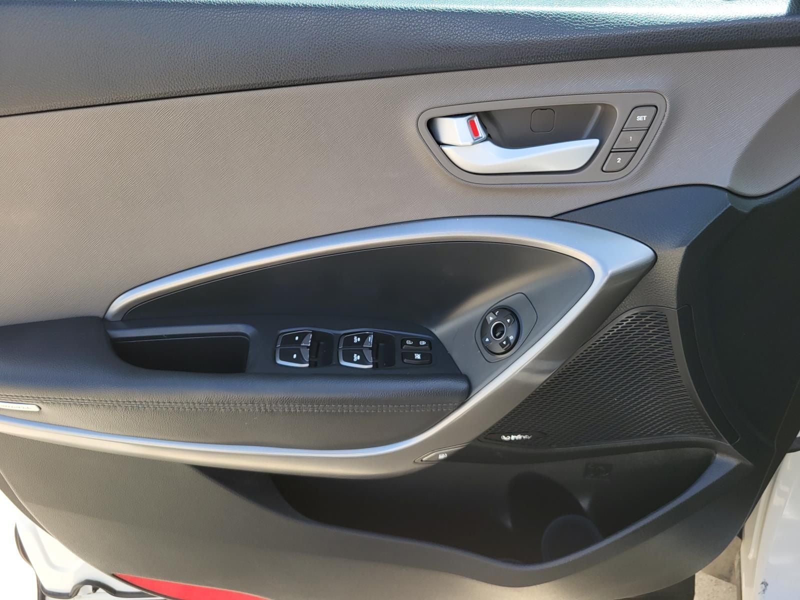 2017 Hyundai Santa Fe Limited Ultimate