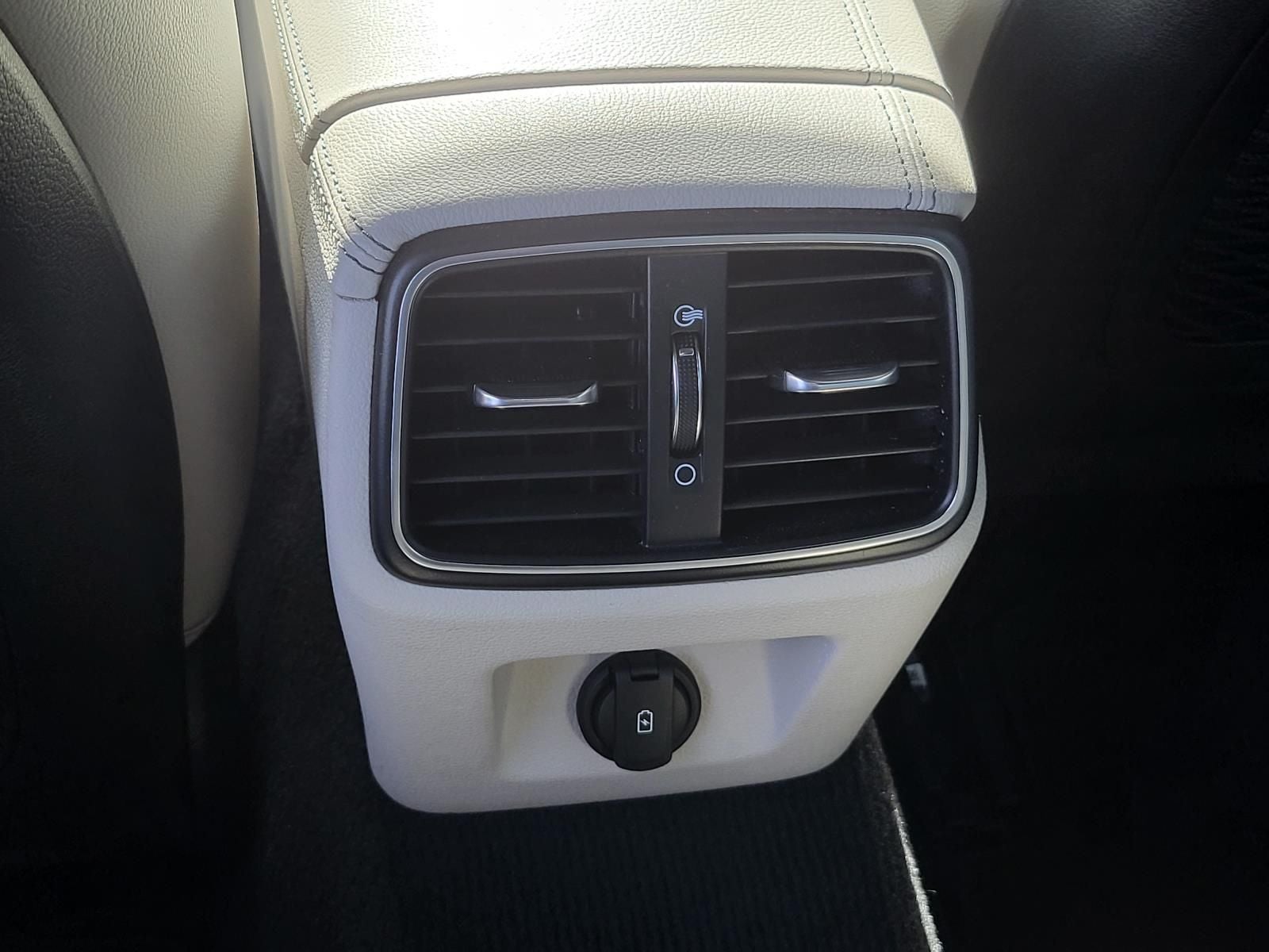 2022 Genesis G70 3.3T