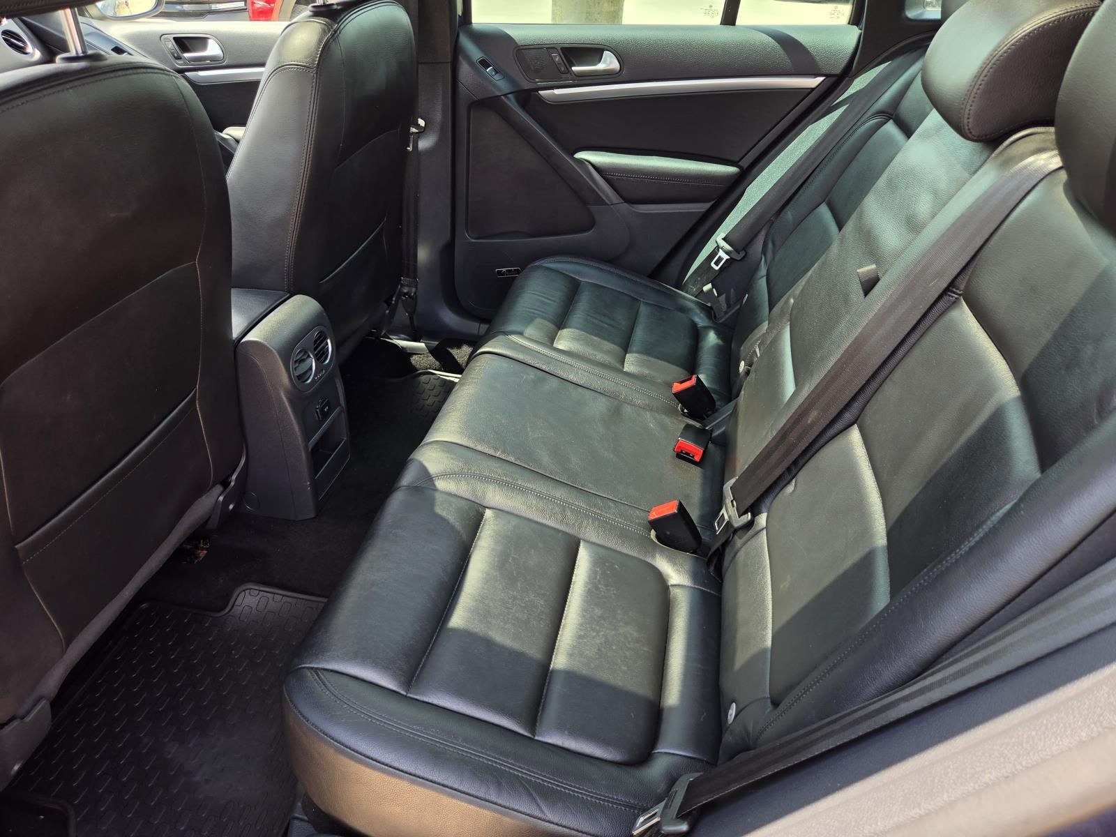 2014 Volkswagen Tiguan R-Line