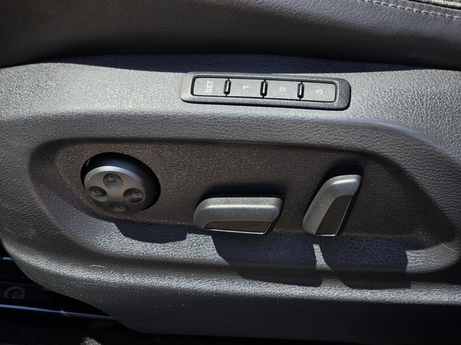 2014 Volkswagen Tiguan R-Line