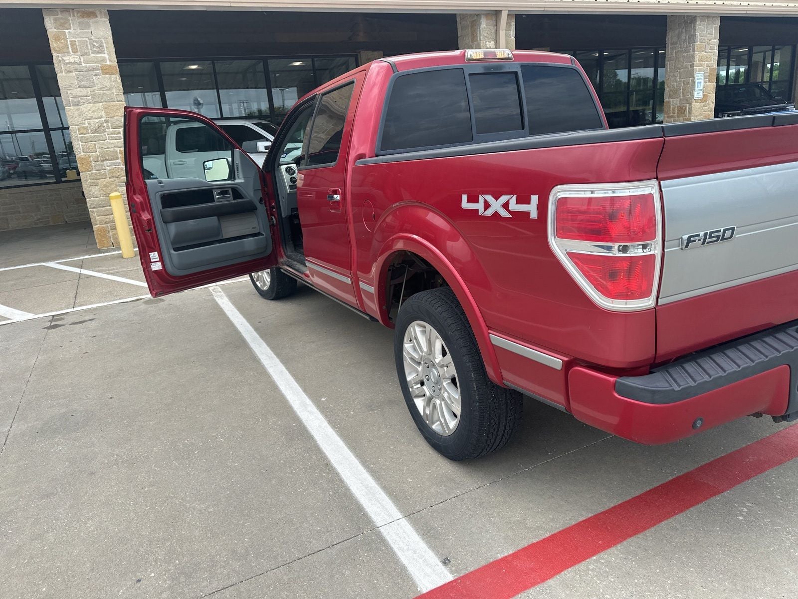 2011 Ford F-150 Platinum