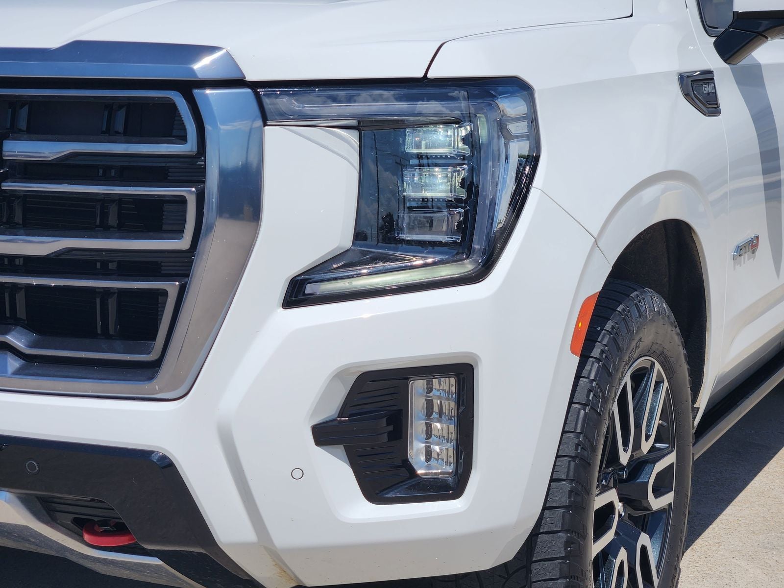 2023 GMC Yukon XL AT4