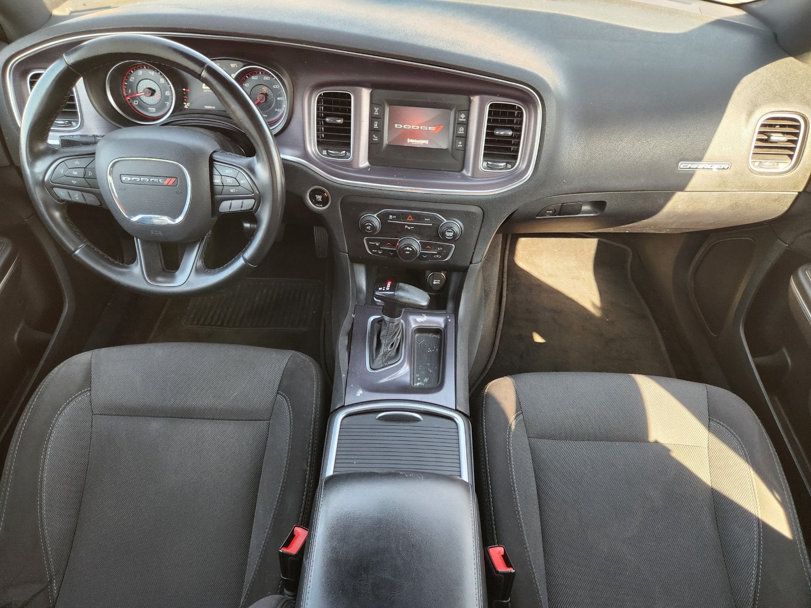 2016 Dodge Charger SE