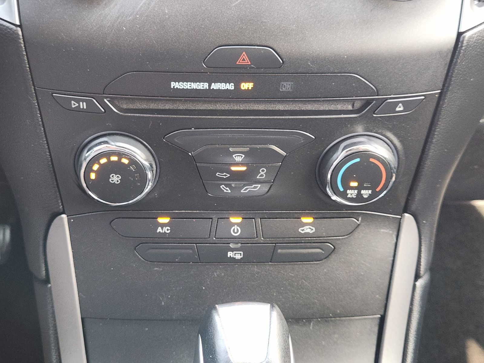 2018 Ford Edge SE