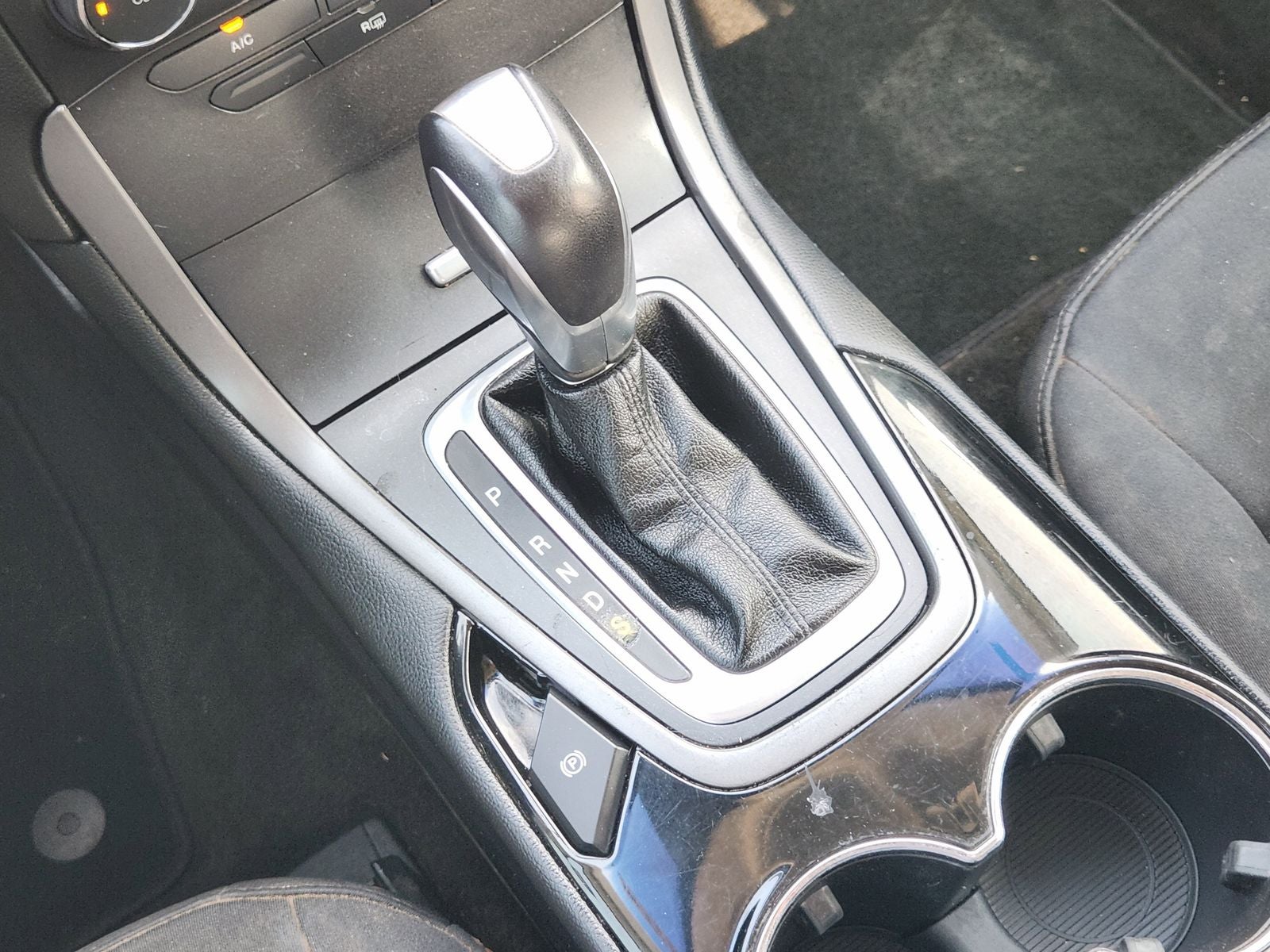 2018 Ford Edge SE