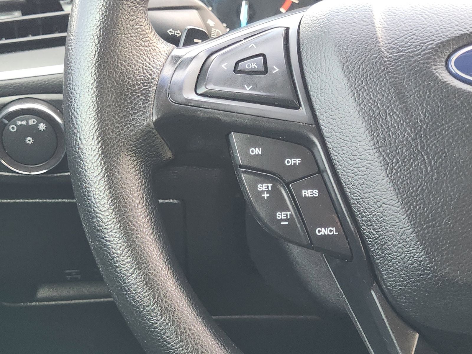 2018 Ford Edge SE