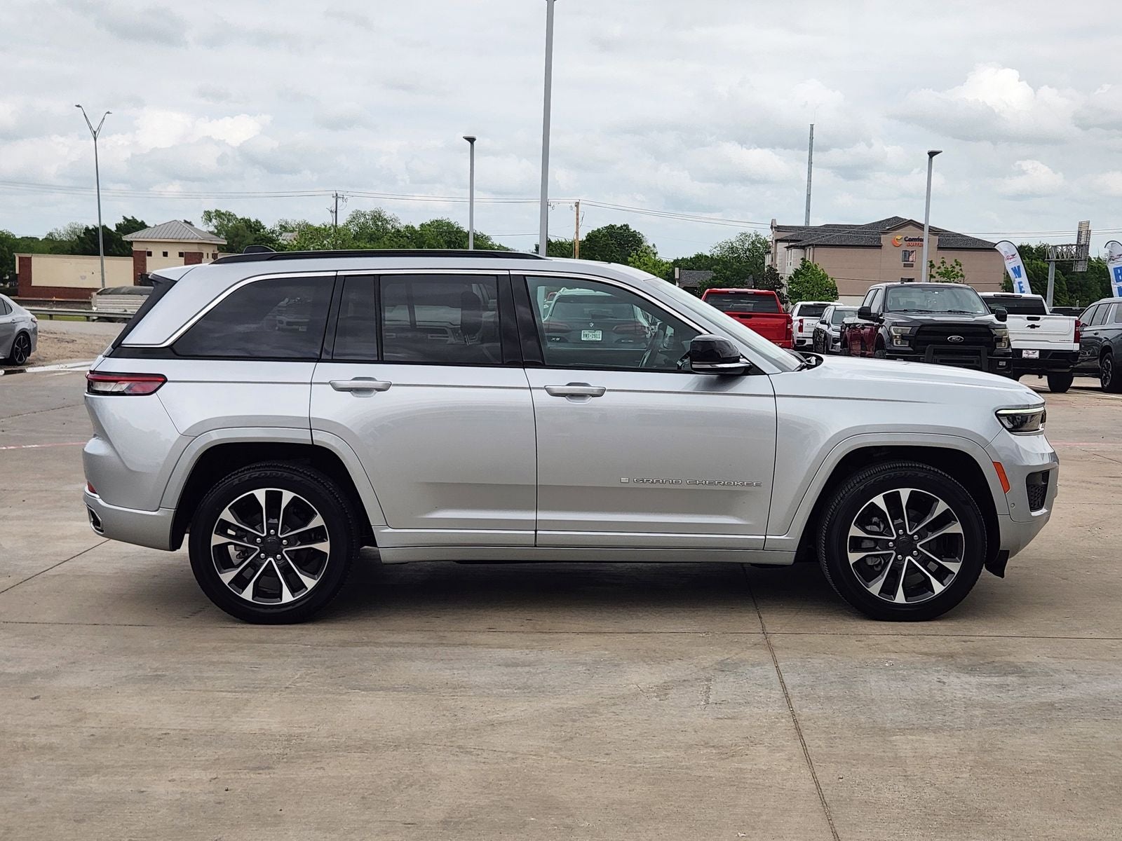 2024 Jeep Grand Cherokee Overland