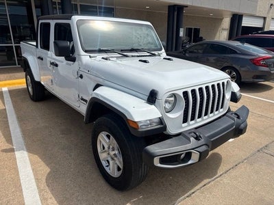 2022 Jeep Gladiator Sport S