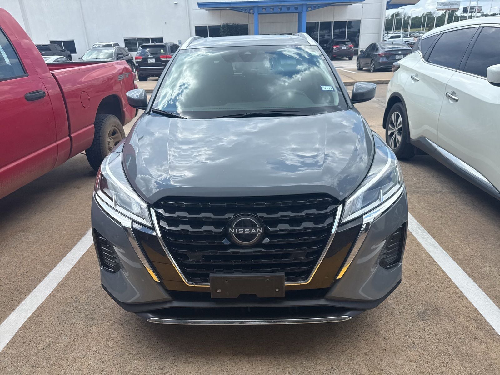 2024 Nissan Kicks SV