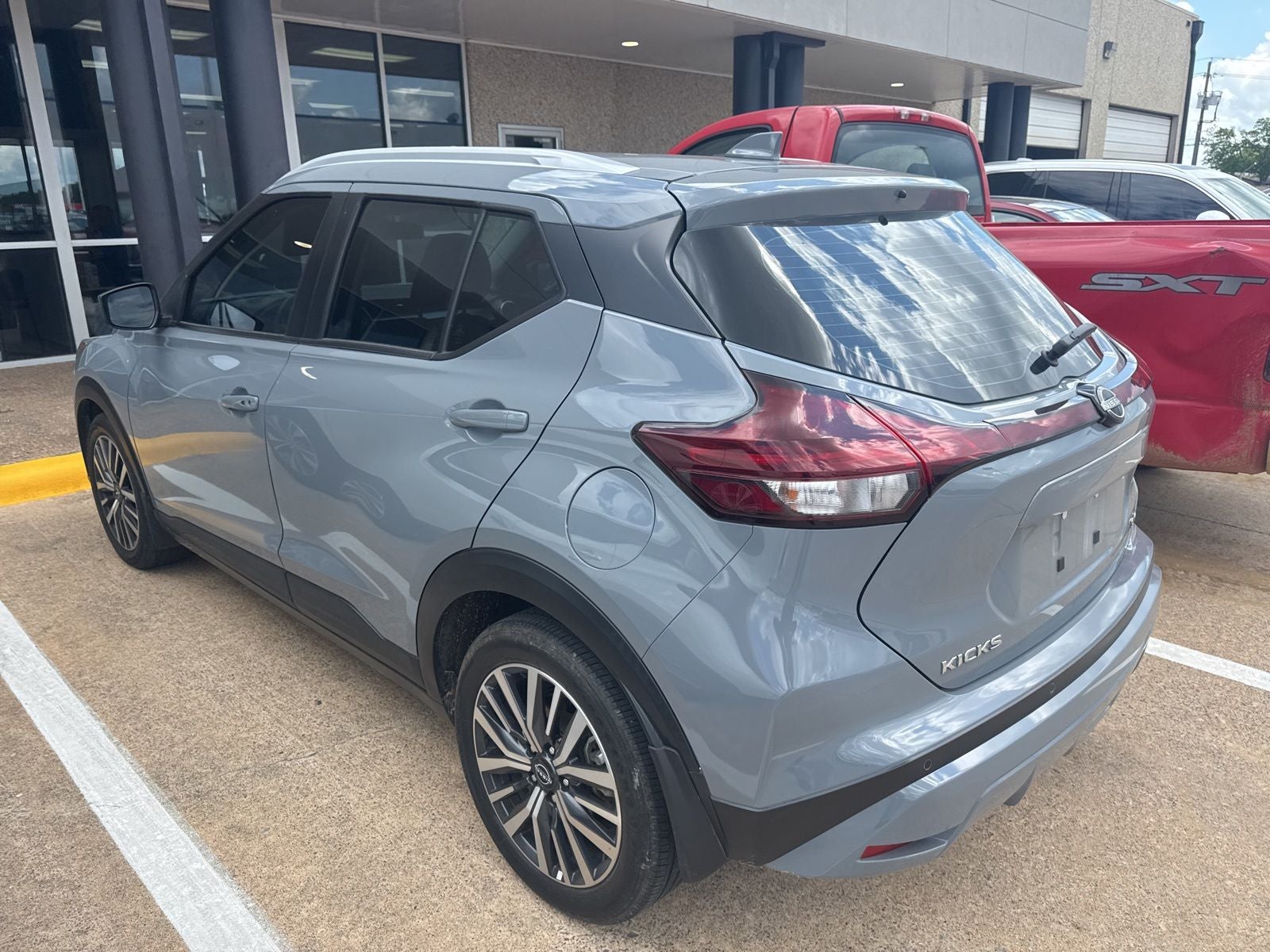 2024 Nissan Kicks SV