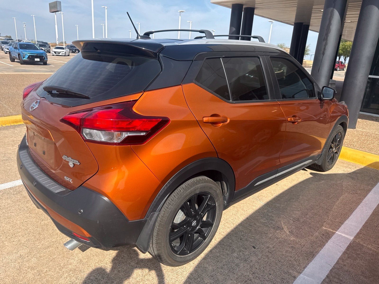 2020 Nissan Kicks SR
