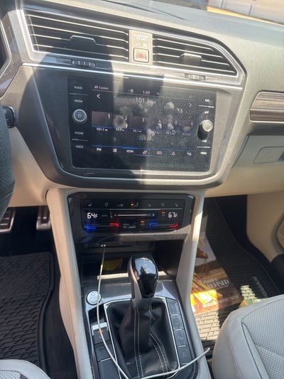 2024 Volkswagen Tiguan 2.0T SEL R-Line