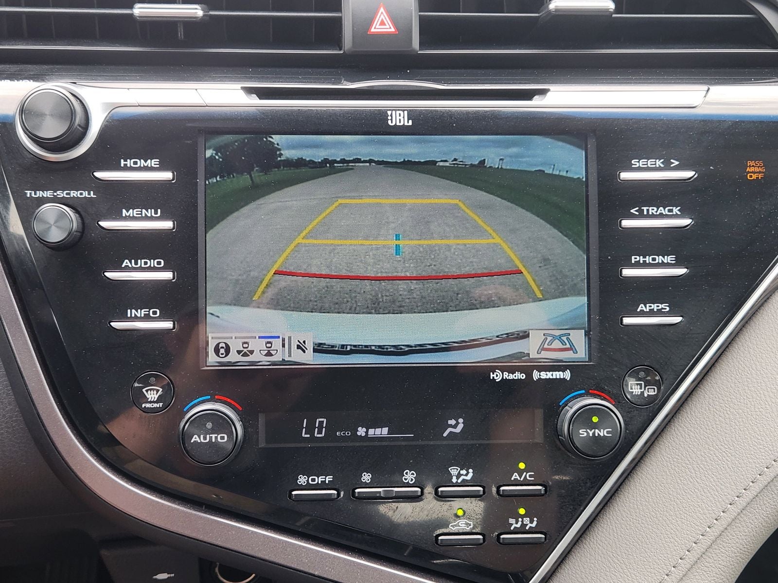 2018 Toyota Camry Hybrid XLE