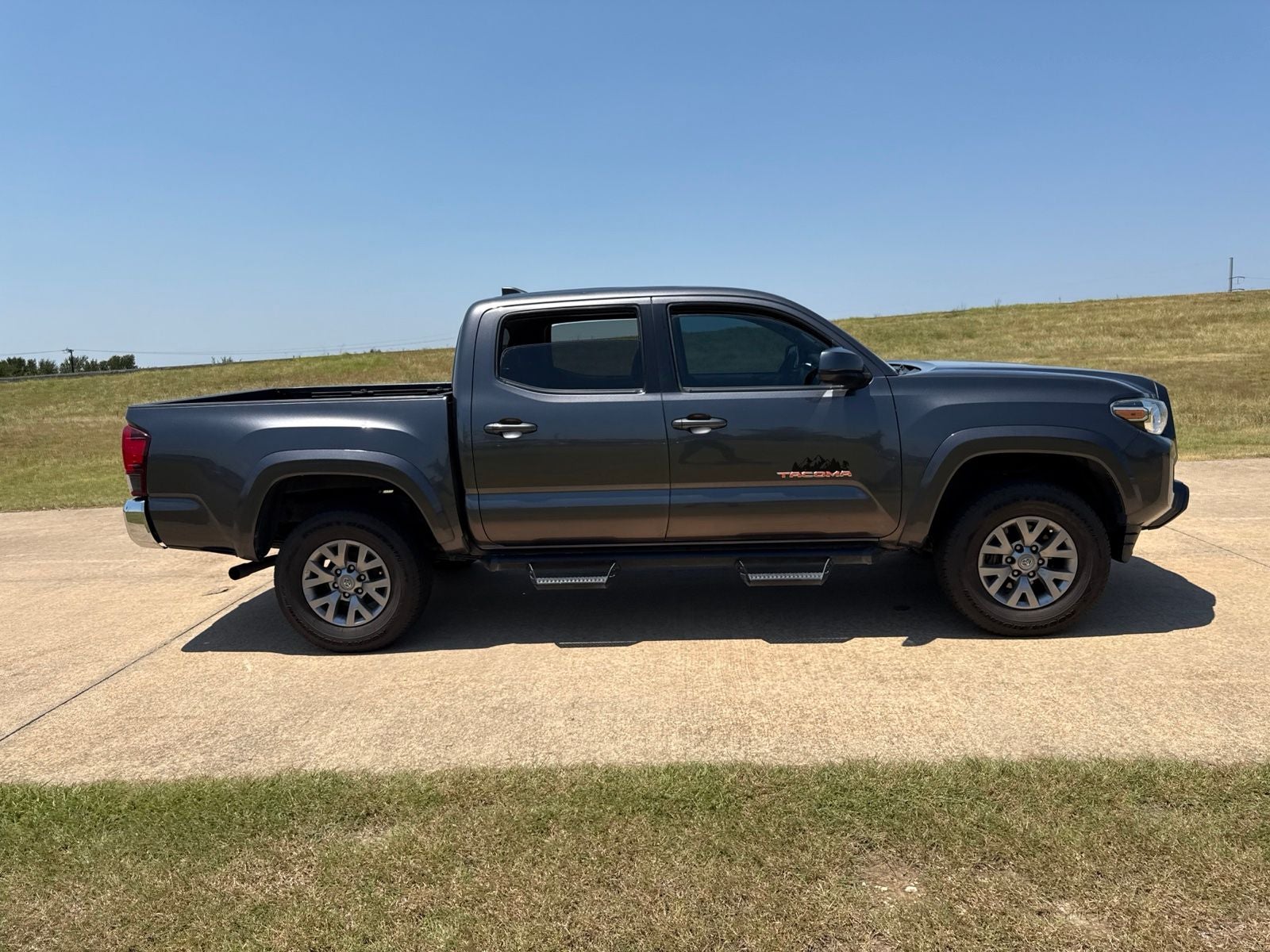 2019 Toyota Tacoma SR5 V6