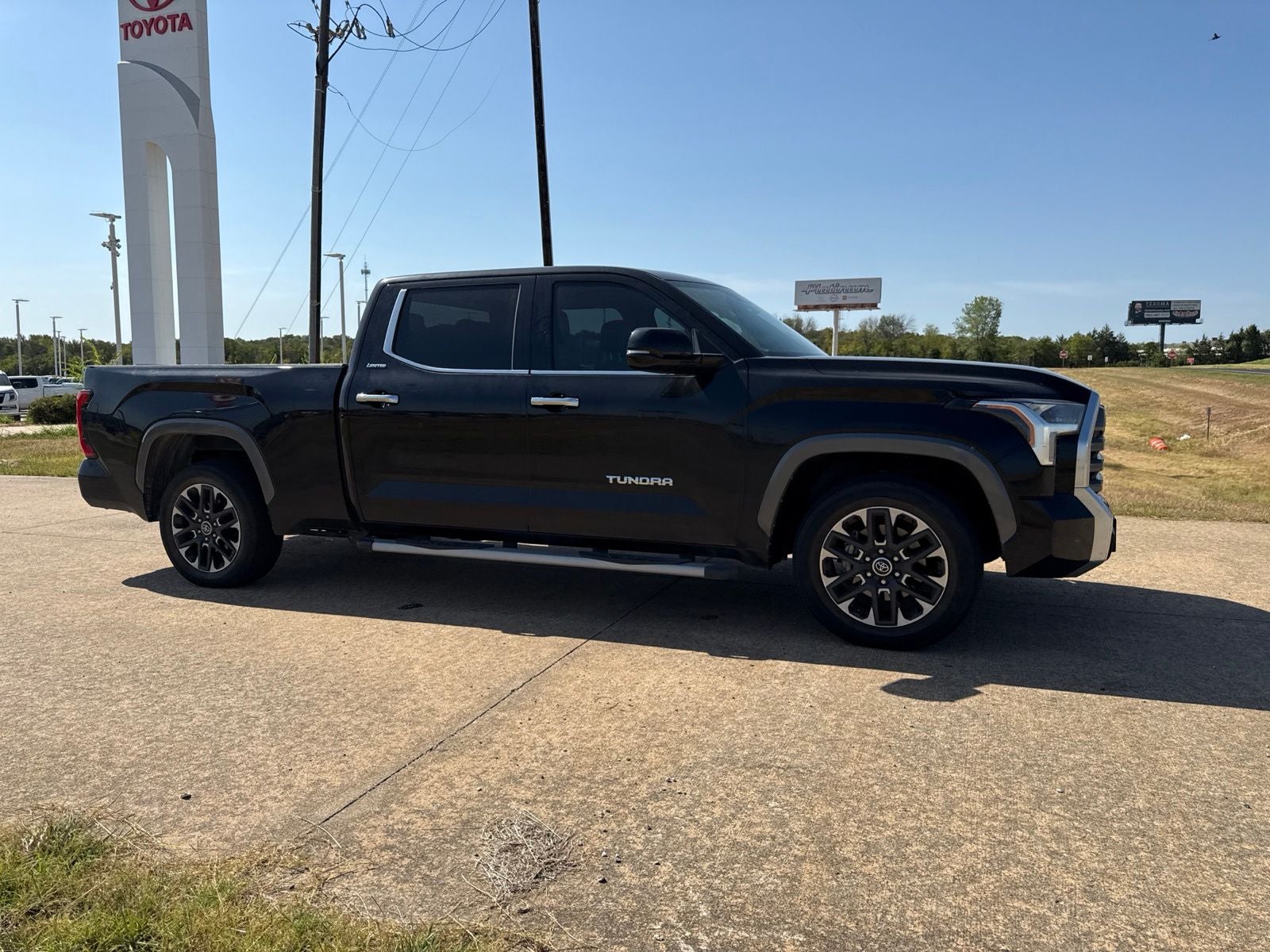 2023 Toyota Tundra Limited