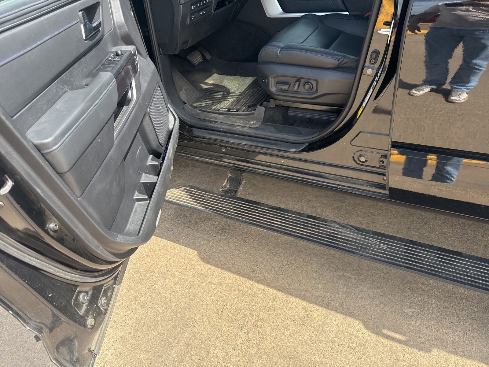 2022 Toyota Tundra Platinum