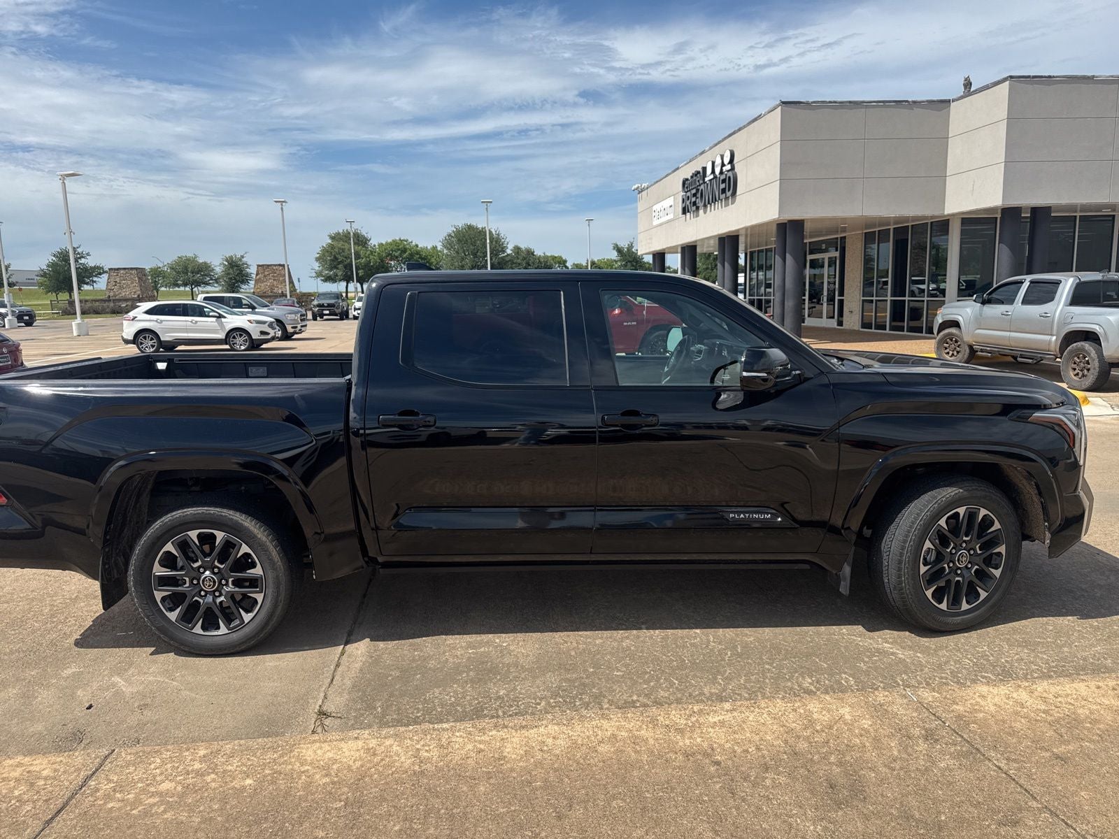 2022 Toyota Tundra Platinum