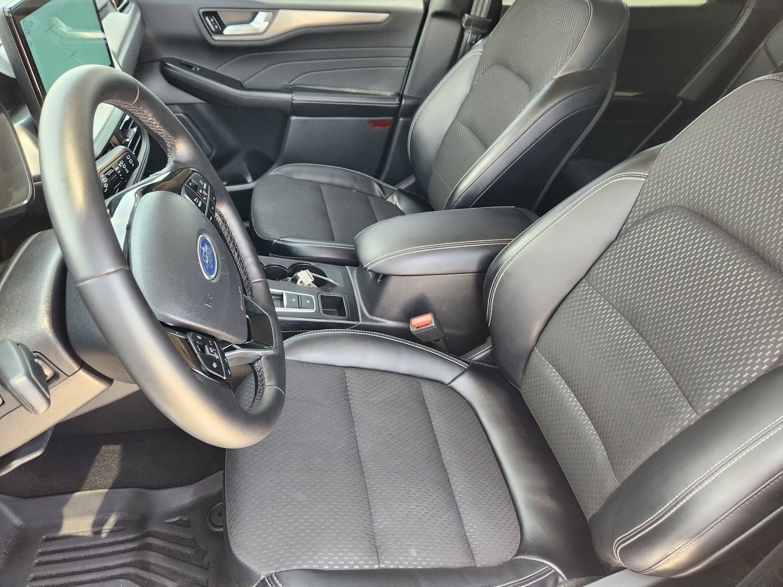 2025 Ford Escape Plug-In Hybrid Base