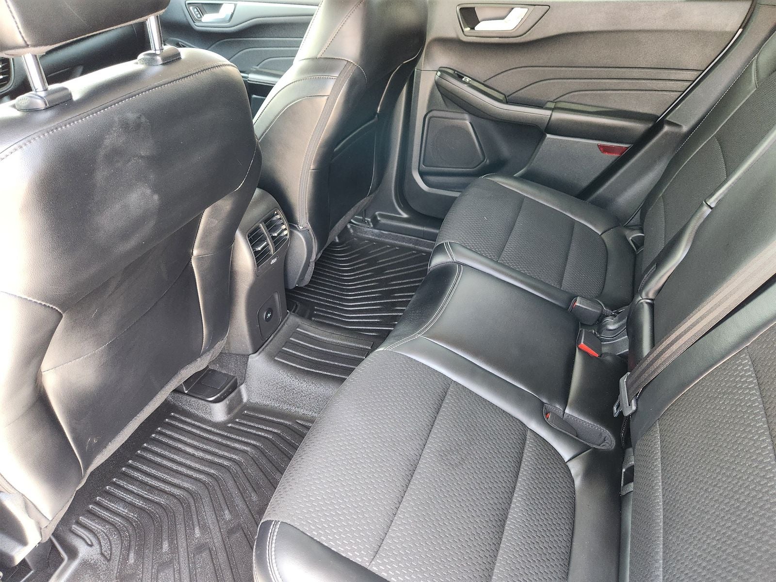 2025 Ford Escape Plug-In Hybrid Base