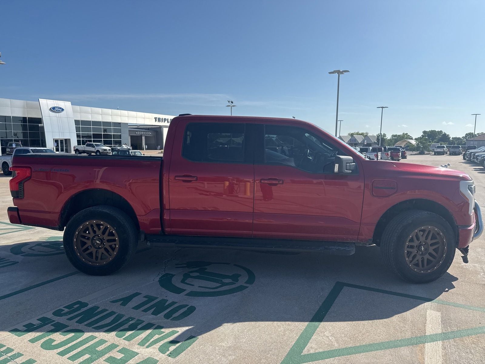 2023 Ford F-150 Lightning XLT