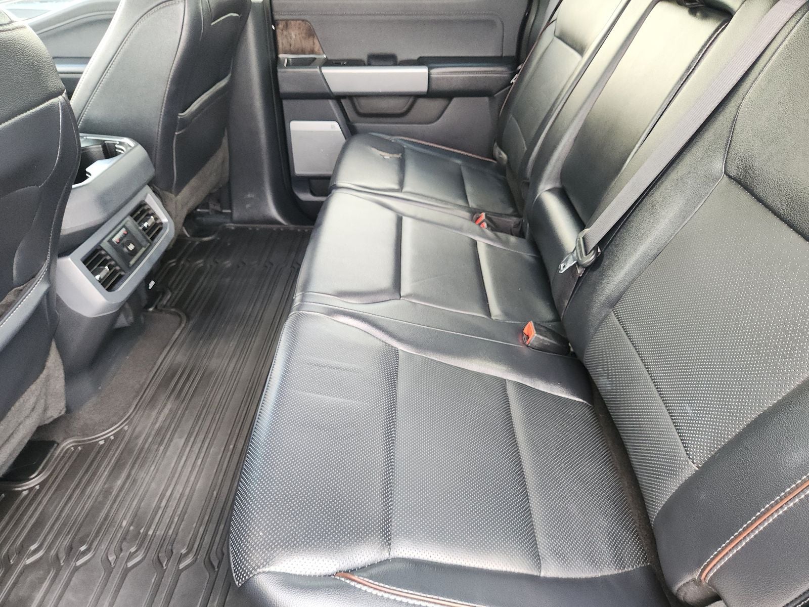 2024 Ford F-350SD Lariat DRW