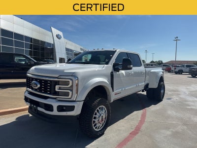 2025 Ford F-450SD Platinum DRW