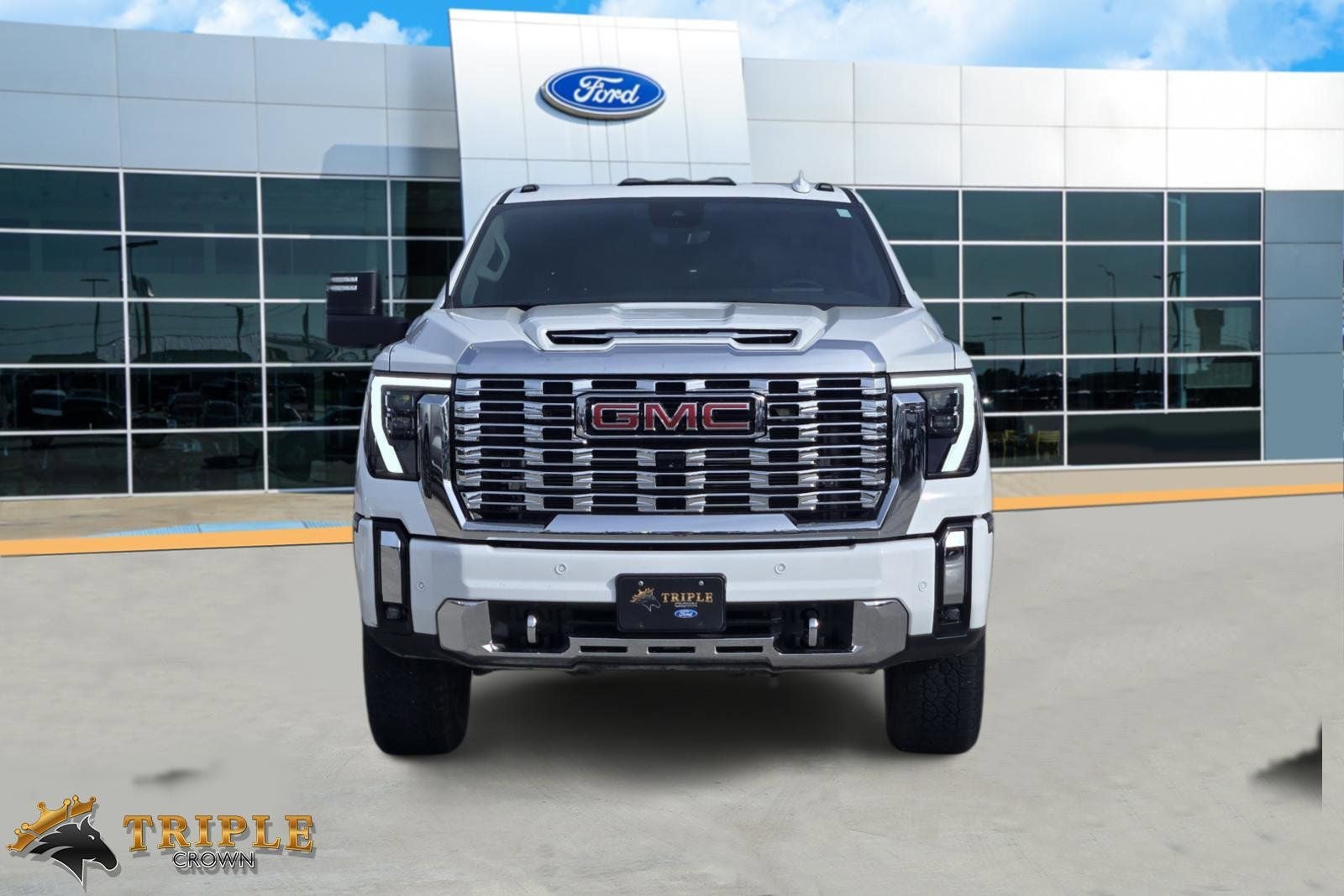 2025 GMC Sierra 3500HD Denali