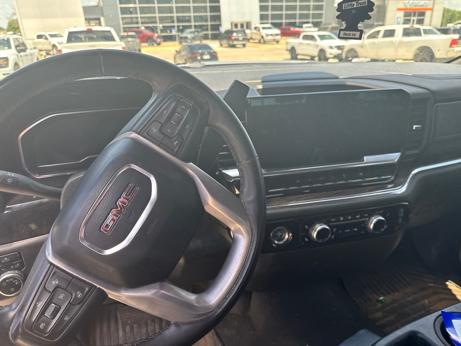 2024 GMC Sierra 1500 SLE