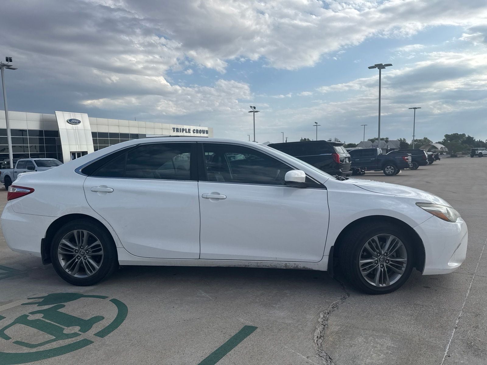 2015 Toyota Camry SE