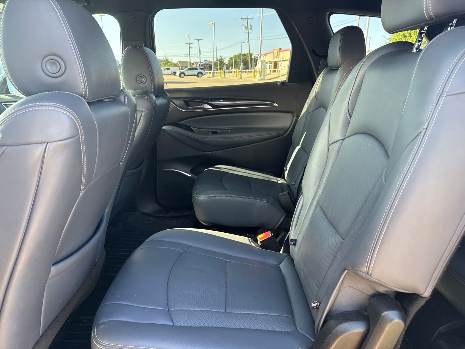 2022 Buick Enclave Essence