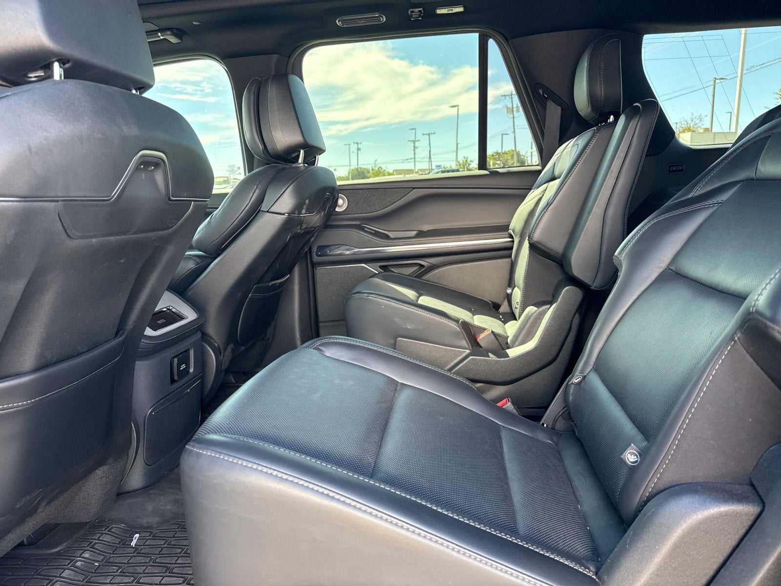 2025 Lincoln Navigator L Reserve