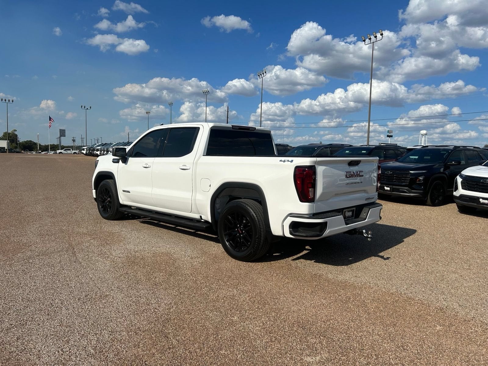 2023 GMC Sierra 1500 Elevation