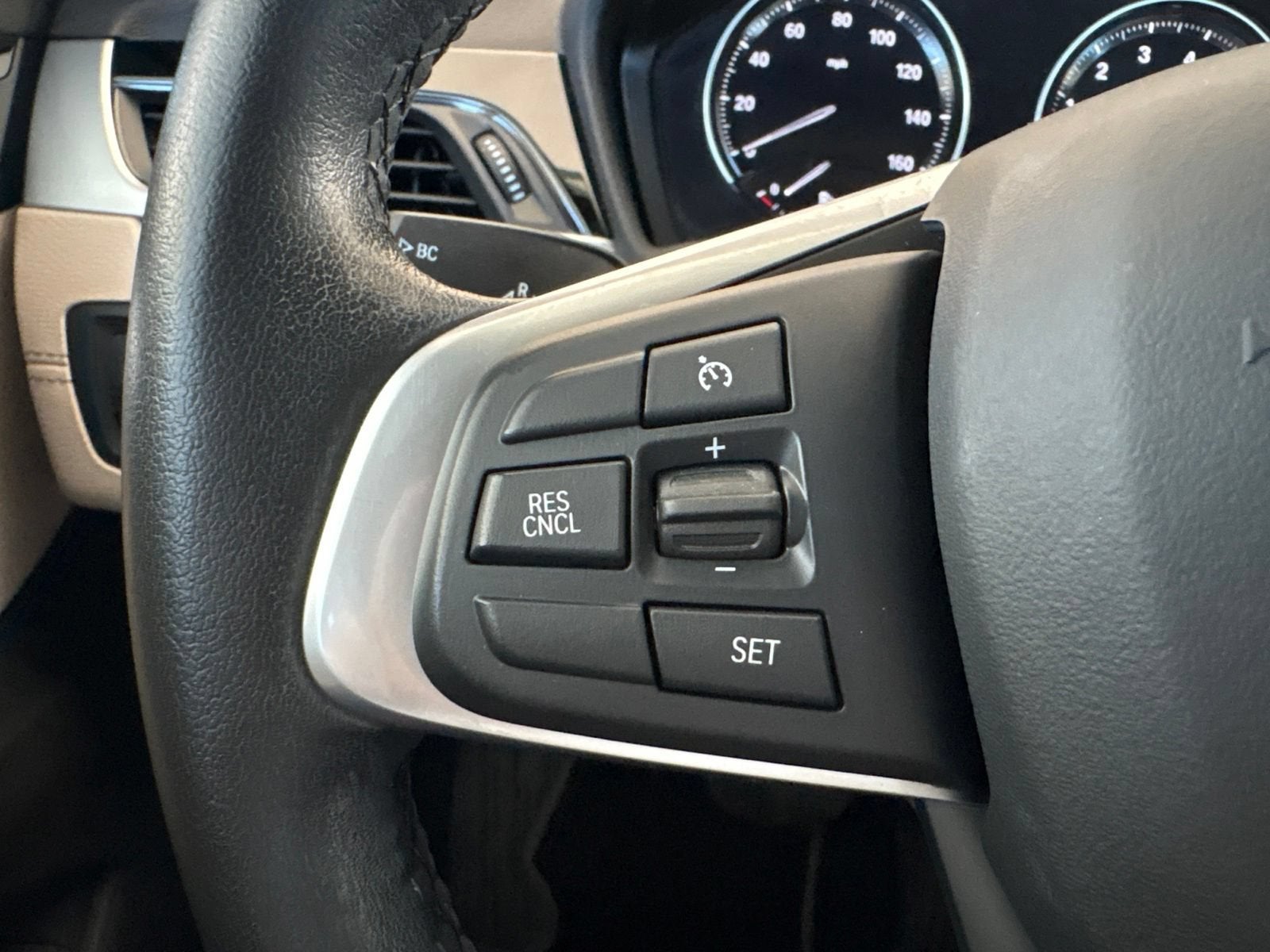 2022 BMW X1 sDrive28i